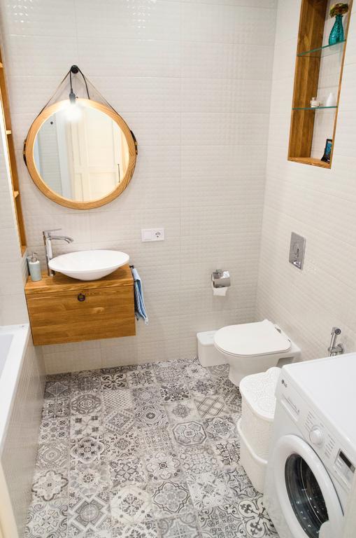 Bright Apartment In Arkadia Odessa Exterior photo